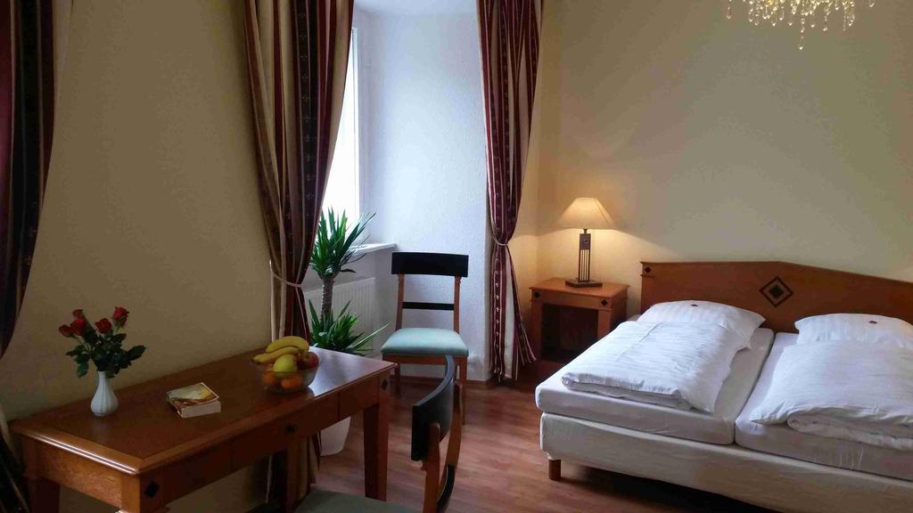 Hotel Schloss Fuchsmuehl Fuchsmühl Quarto foto